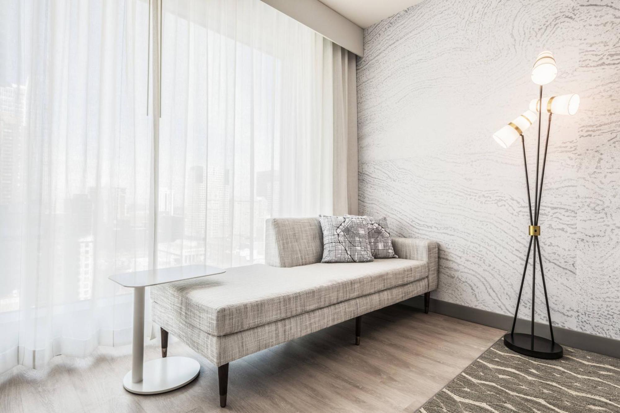 Le Meridien Denver Downtown Bagian luar foto