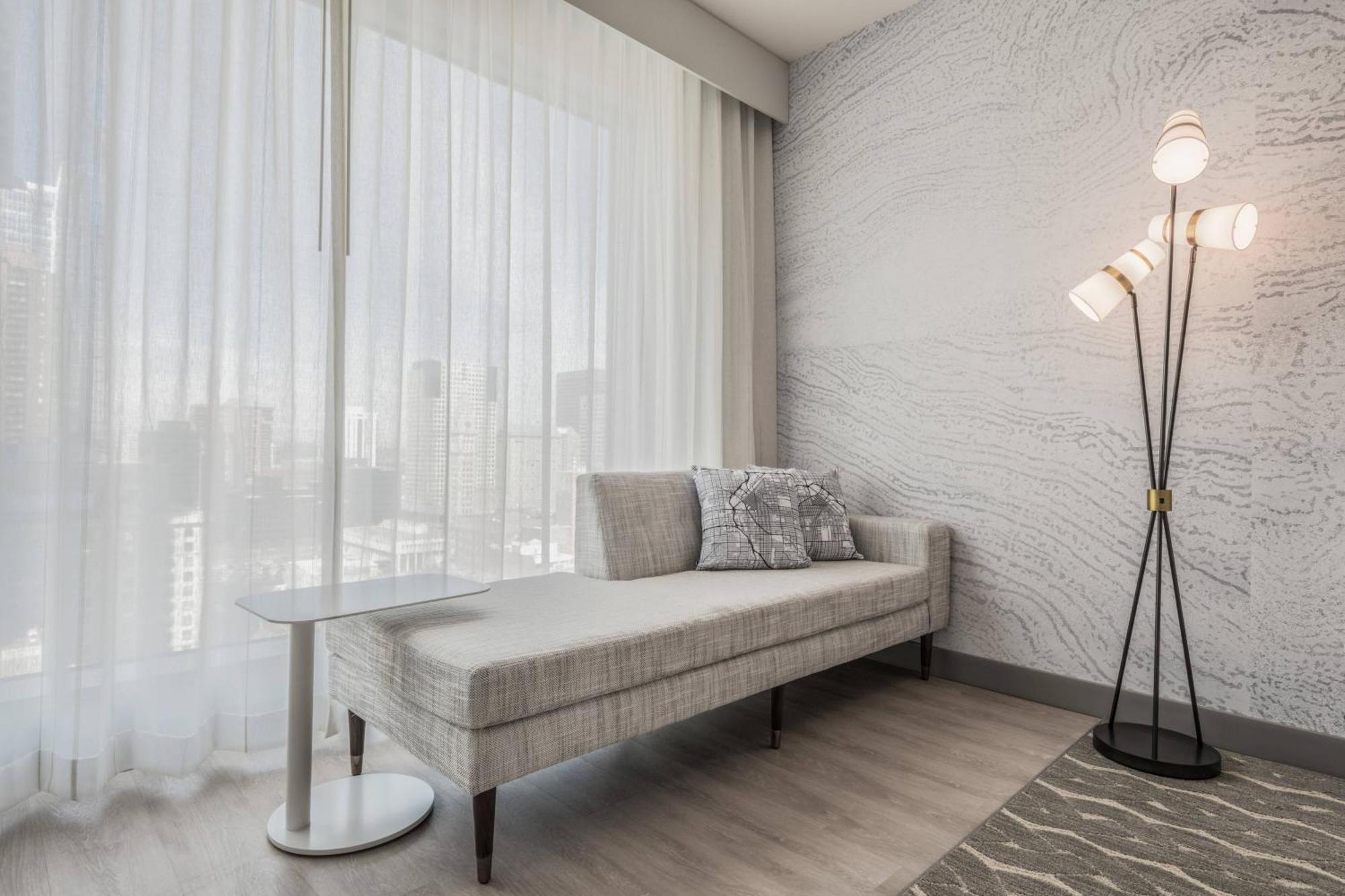 Le Meridien Denver Downtown Bagian luar foto